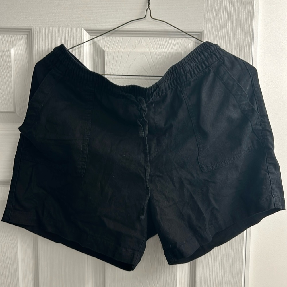 Old Navy women’s shorts size large